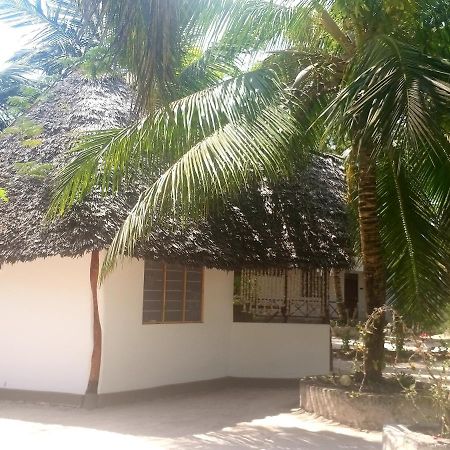 Mpole Bungalows Michamvi Екстериор снимка
